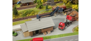 Modélisme ferroviaire  : FALLER F130184 - Chargement de betteraves avec entrepôt 