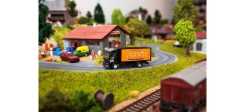 Train électrique : FALLER F161561 - Camion MB Atego Sixt (HERPA) 
