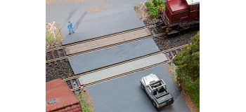 Modélisme ferroviaire : FALLER F180969 - 2 Passages à niveau