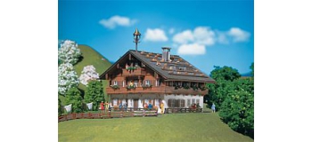 Modélisme ferroviaire : FALLER F232232 - Ferme des Alpes N