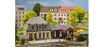 Modélisme ferroviaire : FALLER F282704 - gare de Hüinghausen N