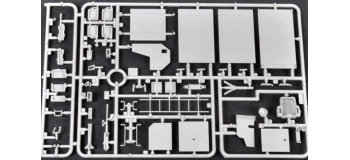 ITALERI I6510 - Véhicule blindé M985 HEMTT Gun Truck. 