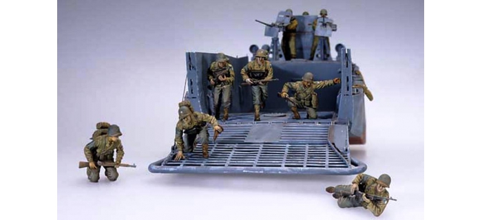 ITALERI I6436 - LCM 3 50ft Landing Craft