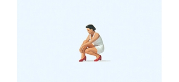 Modélisme ferroviaire : PREISER - PR28228 - Femme mettant ses chaussures