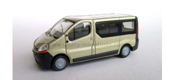 RIETZE 21370 - Renault Trafic Combi, couleur mettalic beige