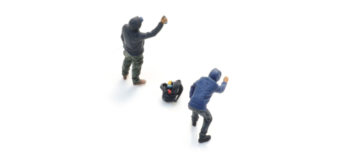 ART5870109 - Vandales peignant des graffitis - Artitec