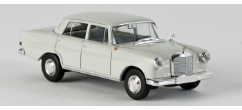 BRE13350 - Mercedes Benz 190c (W 110), gris clair - Brekina