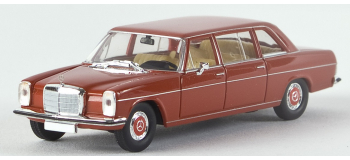 BRE13402 - Mercedes Benz 220 D lang (V115), rouge corail - Brekina