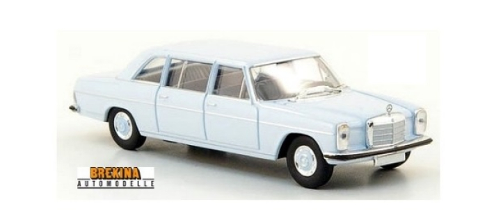 BRE13403 - Mercedes Benz 220 D lang (W115), bleu clair - Brekina