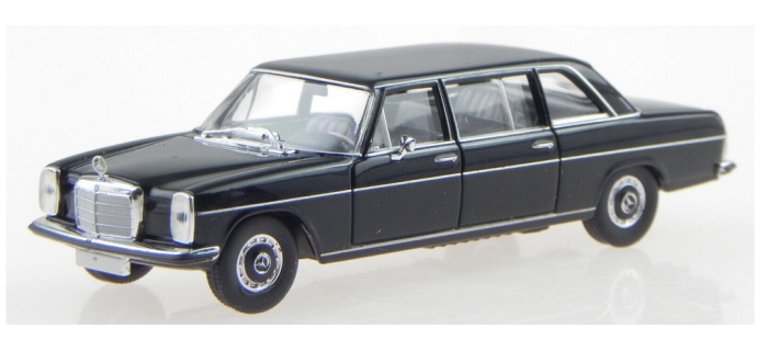 Brekina 13401 miniature Mercedes Benz 220 D lang (W115), noir
