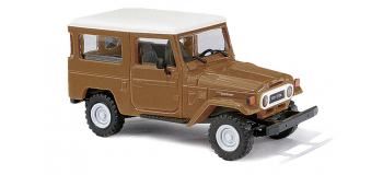 BU43035 - Toyota Land Cruiser J4, marron - Busch