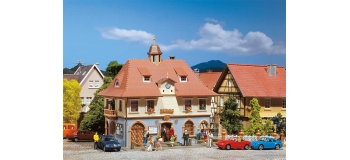 Modélisme ferroviaire : FALLER 131376 - Maquette Mairie romantique 