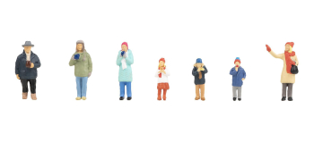 F151647 - Visiteurs du marché de Noël - Faller