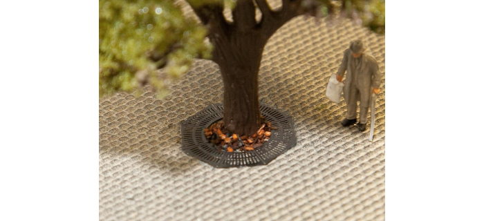 F180611 - Grilles d'arbres - Faller