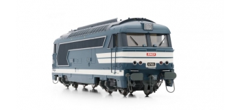 Modélisme ferroviaire : JOUEF HJ2329 - Locomotive diesel BB 67400, livrée bleue à plaques, avec jupes, SNCF, DCC, SON