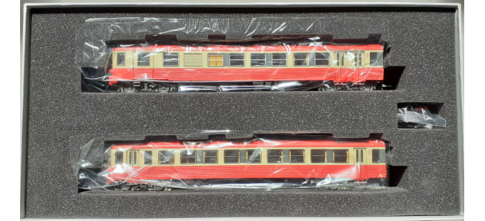 Modelisme ferroviaire LS MODELS 10035- Autorail diesel EAD X4512 + XR8512