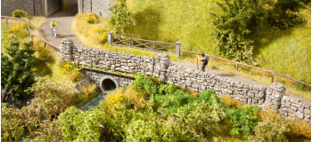 NO 13170 - Mur de moellons - Noch