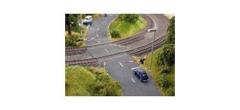 Modélisme ferroviaire : NO 14307 - Barrières avec croix St André