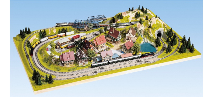 Plateau NOCH avec circuit trains électriques en N complet