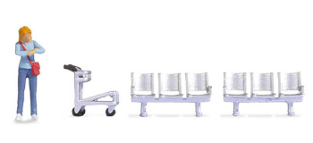 NO 16528 - Tiny-Scenes « Sur le quai de gare » : Voyageur avec chariot à bagages et banquette - Noch