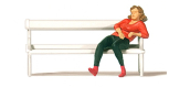 PR28226 - Femme sur un banc - Preiser