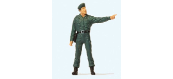 PR28098 - Officier en uniforme - Preiser