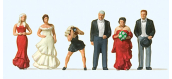 PR10331 - Invités du mariage en tenue de soirée élégante - Preiser