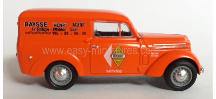 CB-205 - Voiture Renault JUVAQUATRE Fourgon tôlé Orange RENAULT - REE Modeles