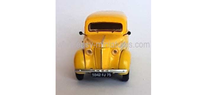 CB-206 - Voiture Renault JUVAQUATRE Fourgon tôlé Jaune COCA-COLA - REE Modeles
