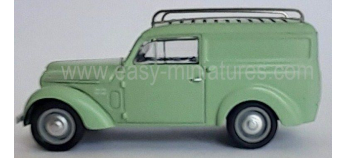 CB-209 - Voiture Renault JUVAQUATRE Fourgon tôlé, Vert + galerie - REE Modeles