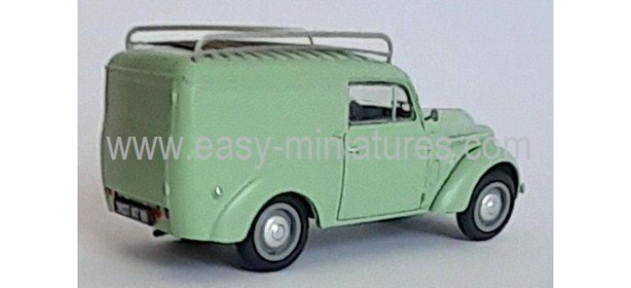 CB-209 - Voiture Renault JUVAQUATRE Fourgon tôlé, Vert + galerie - REE Modeles