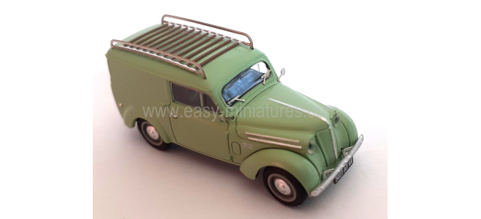 CB-209 - Voiture Renault JUVAQUATRE Fourgon tôlé, Vert + galerie - REE Modeles