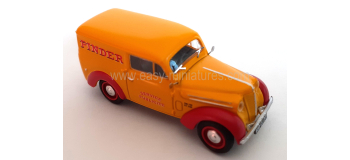 CB-213 - Voiture Renault JUVAQUATRE Fourgon tôlé PINDER - REE Modeles
