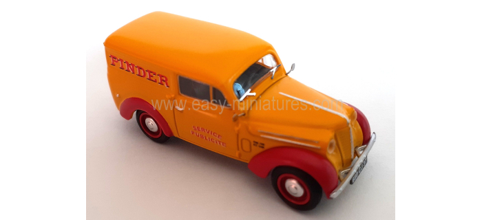 CB-213 - Voiture Renault JUVAQUATRE Fourgon tôlé PINDER - REE Modeles