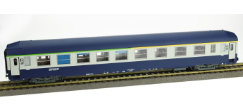 REE-VB-479-Voiture-couchettes-UIC-Y-B9c9x-Modelisme-ferroviaire
