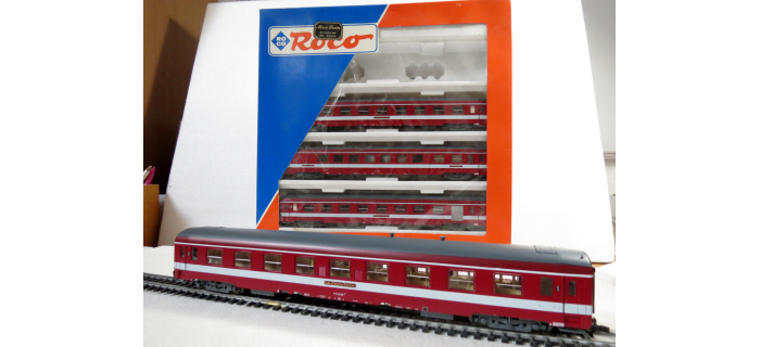 DEP-R44080 - Coffret de 4 voitures LE CAPITOLE - Roco