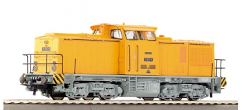 R62944 - Locomotive Diesel BR111, DR - Roco