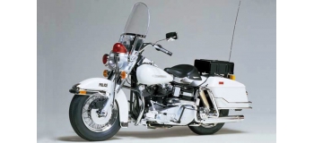 Maquettes : TAMIYA TAM16038 - Harley Davidson FLH 1200 Police 