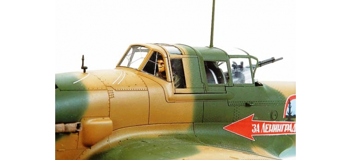 TAMIYA TAM61113 - Il-2 Stourmovik 